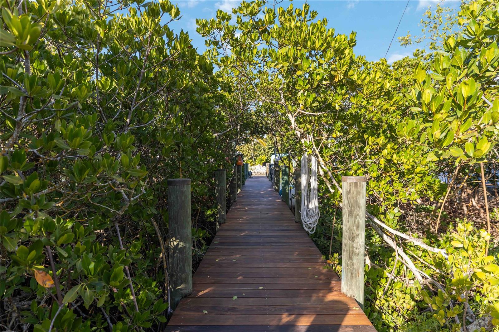 Image 68 of 100 For 6680 Gulf Of Mexico Drive