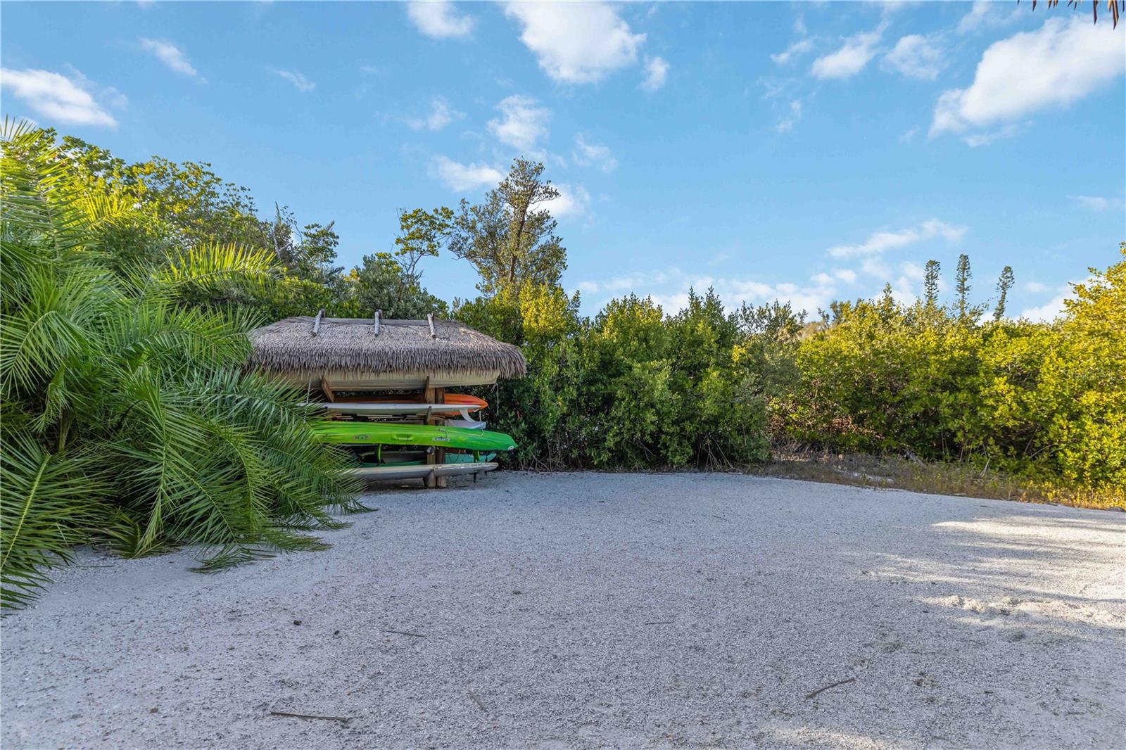 Image 72 of 100 For 6680 Gulf Of Mexico Drive