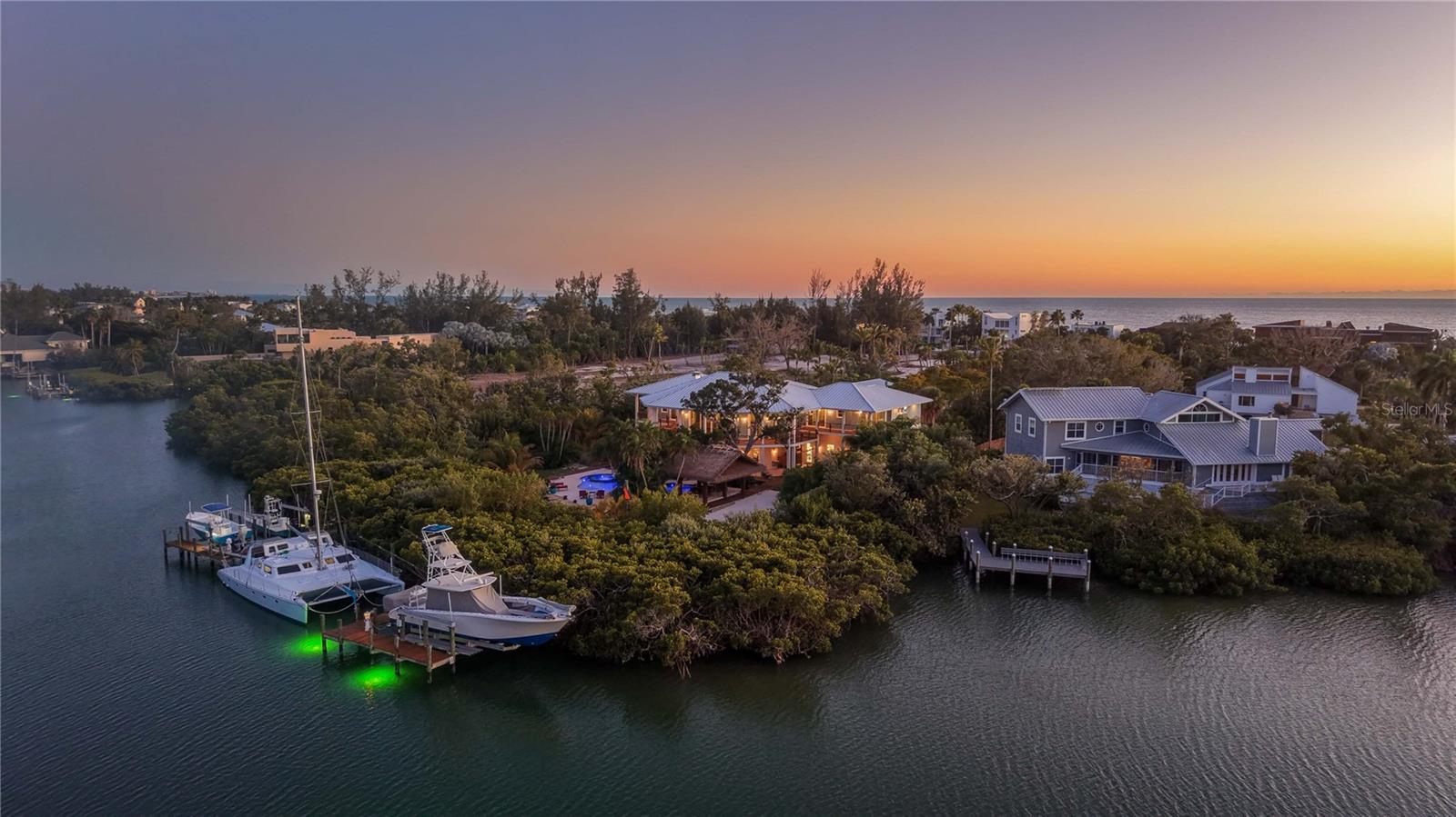 Image 73 of 100 For 6680 Gulf Of Mexico Drive