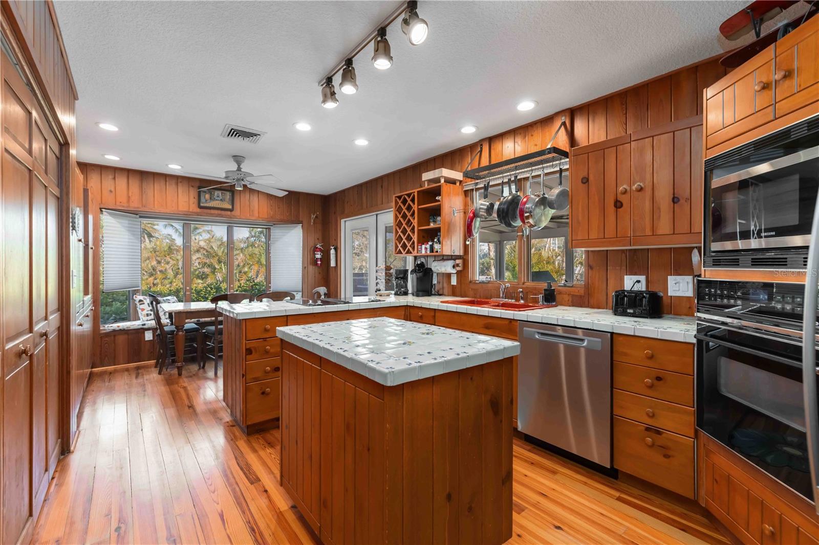 Image 83 of 100 For 6680 Gulf Of Mexico Drive