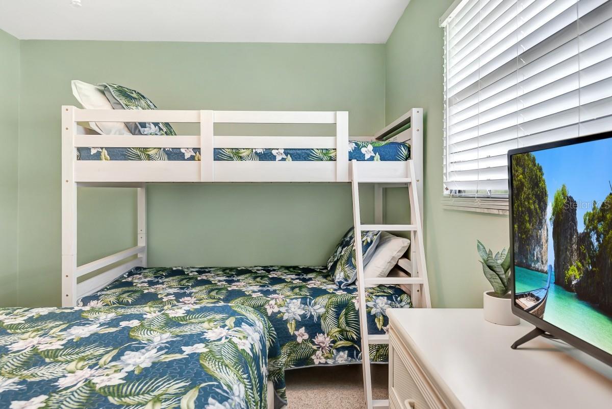 Image 19 of 29 For 4001 Gulf Drive 108