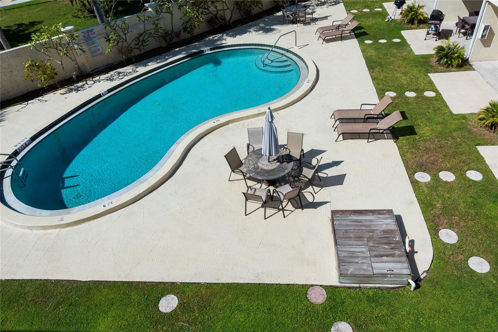 Image 21 of 29 For 4001 Gulf Drive 108