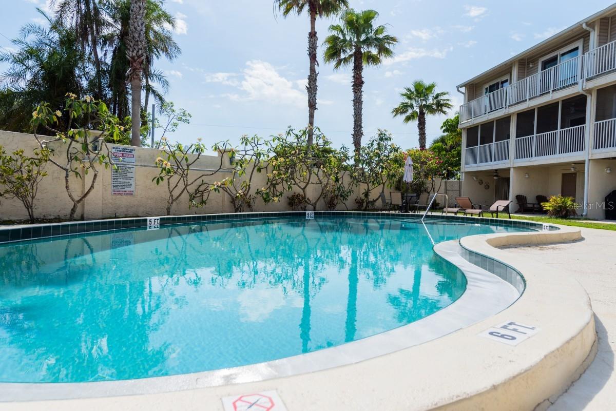 Image 22 of 29 For 4001 Gulf Drive 108