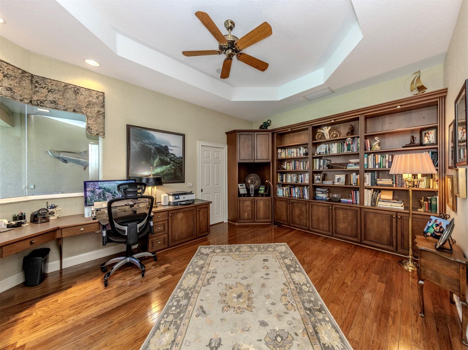 Listing photo id 22 for 444 Tremingham Way