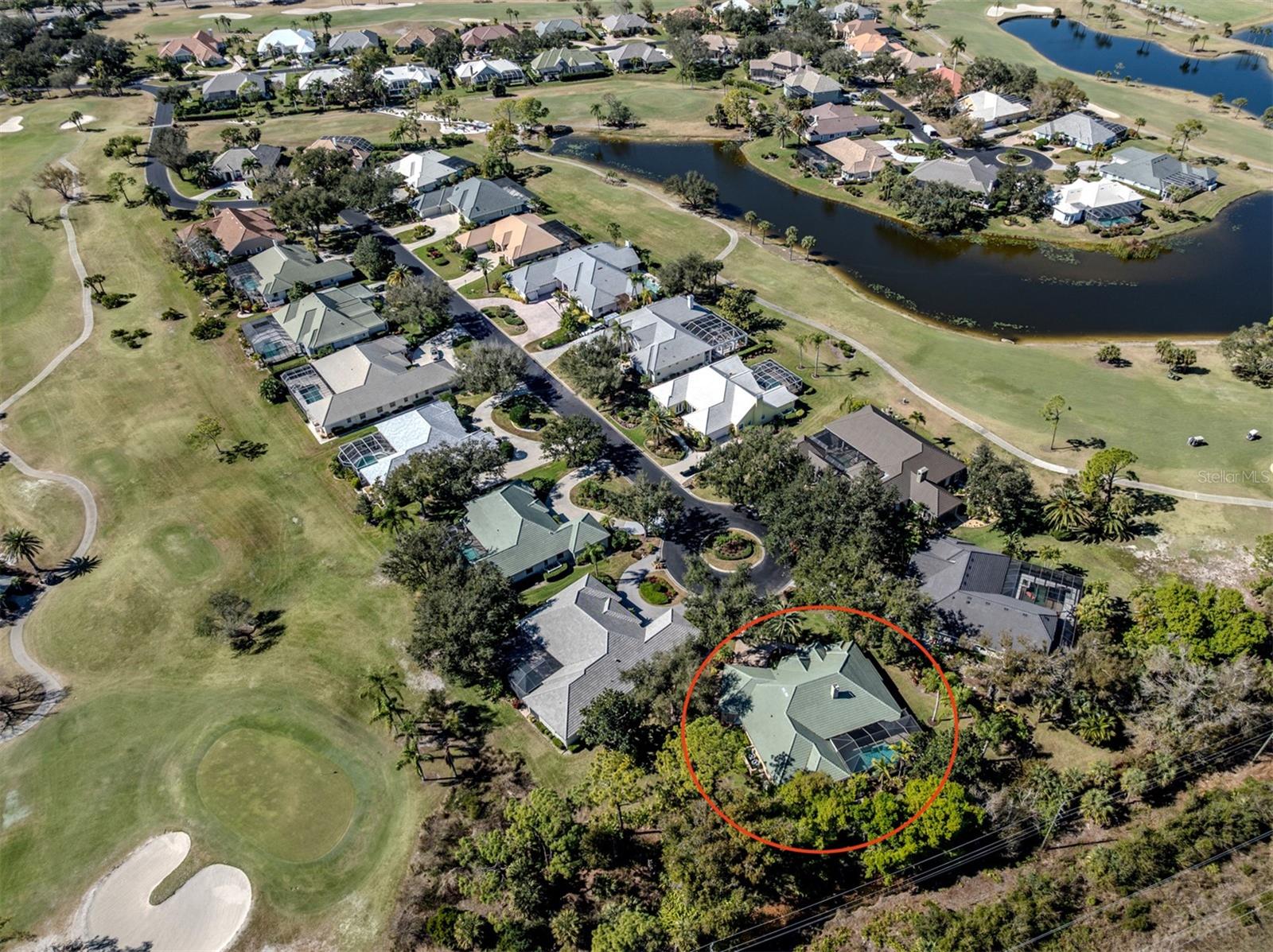 Listing photo id 41 for 444 Tremingham Way