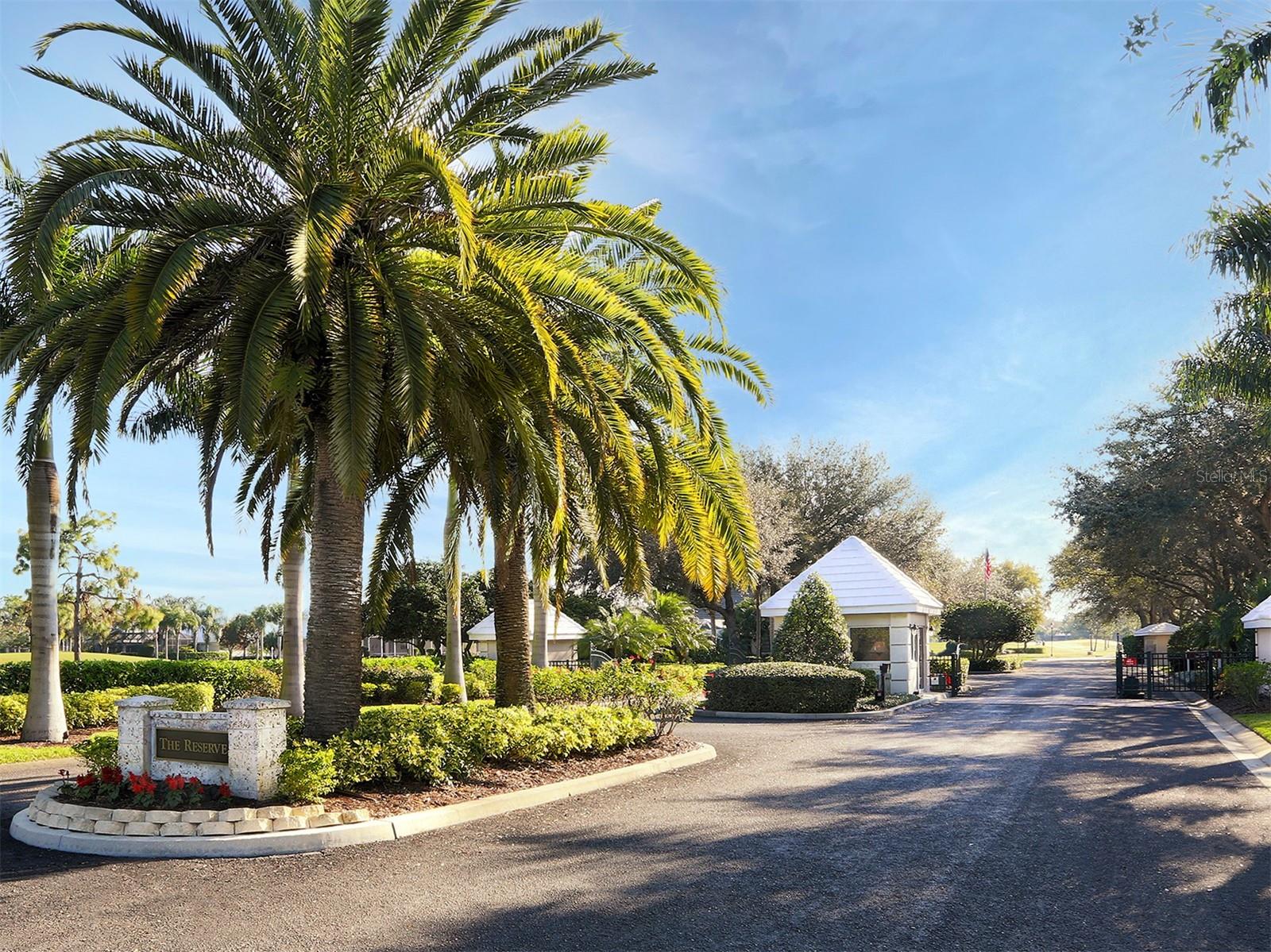 Listing photo id 42 for 444 Tremingham Way