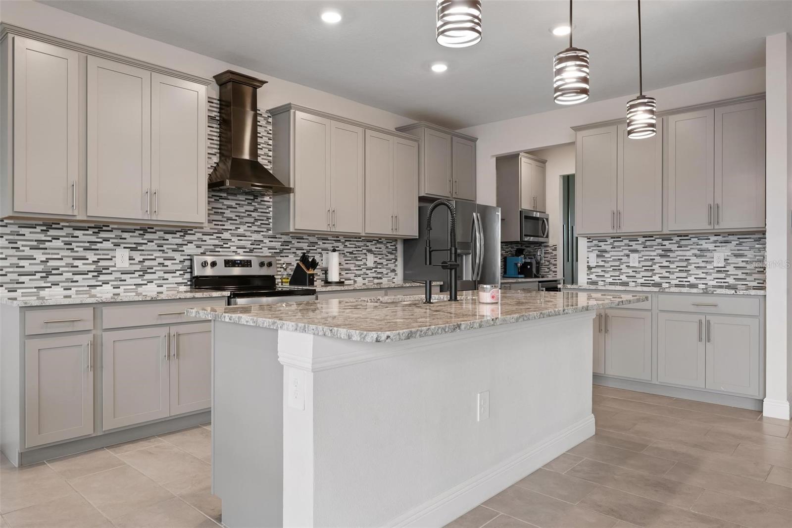 Image 15 of 43 For 5755 Woodland Sage Drive