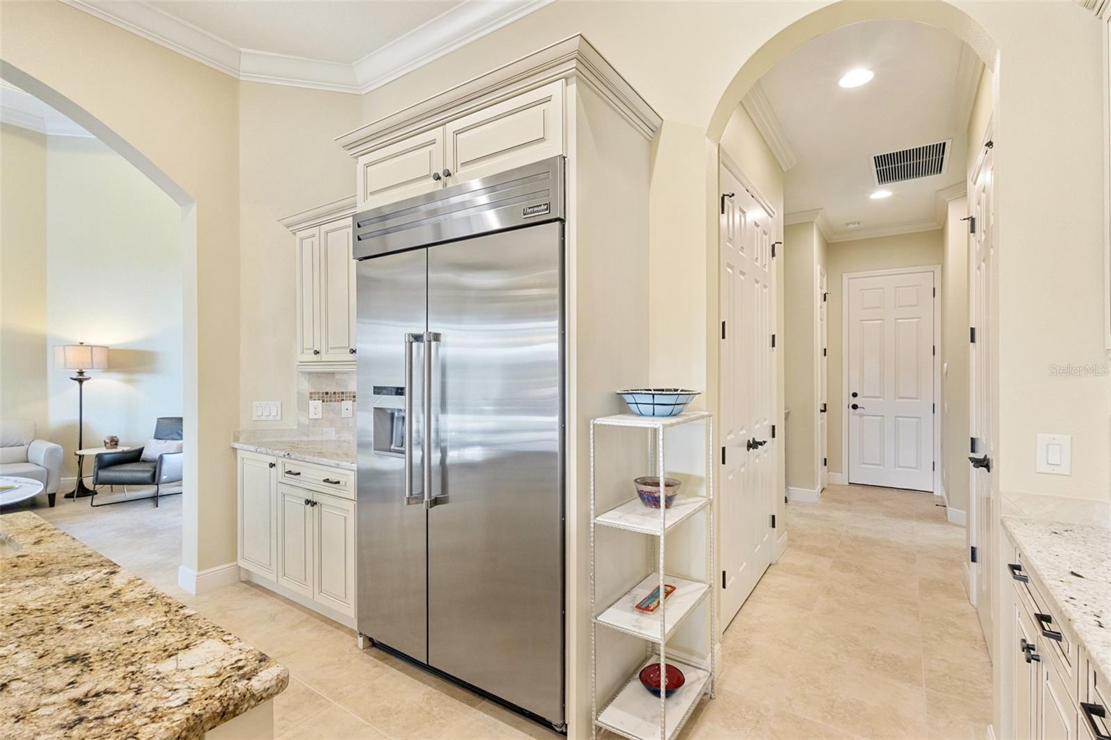 Image 18 of 86 For 4816 Tobermory Way