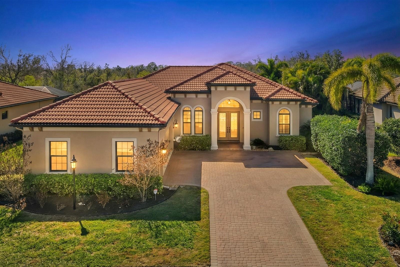 Image 2 of 86 For 4816 Tobermory Way