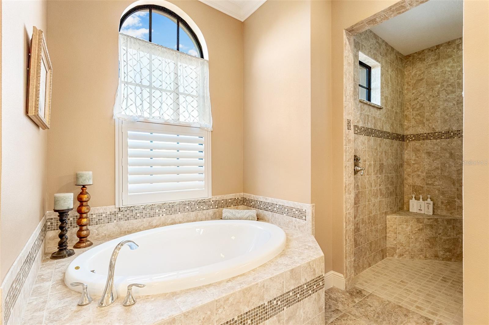 Image 46 of 86 For 4816 Tobermory Way