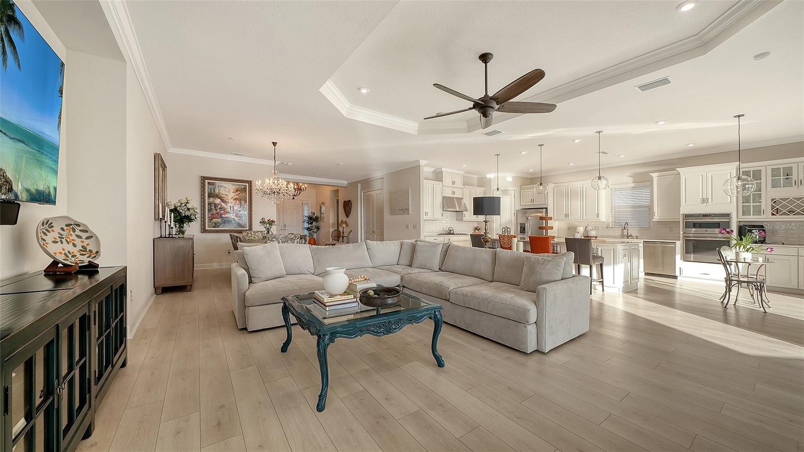 Image 13 of 100 For 15410 Derna Terrace