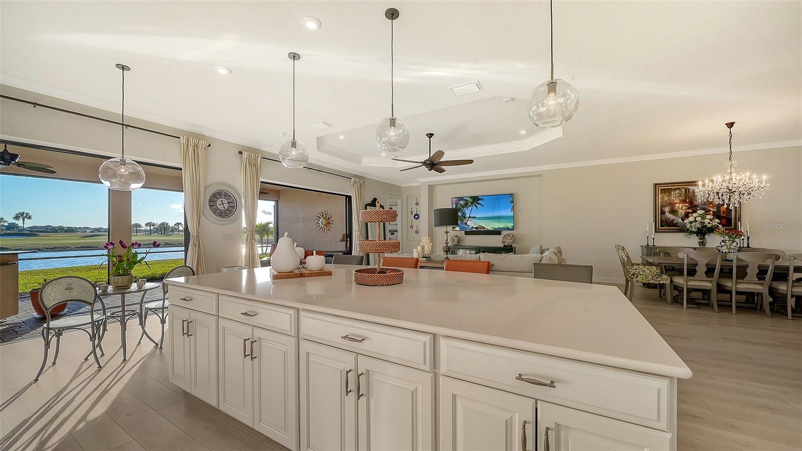 Image 21 of 100 For 15410 Derna Terrace