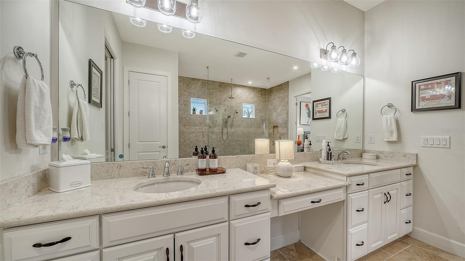 Image 36 of 100 For 15410 Derna Terrace