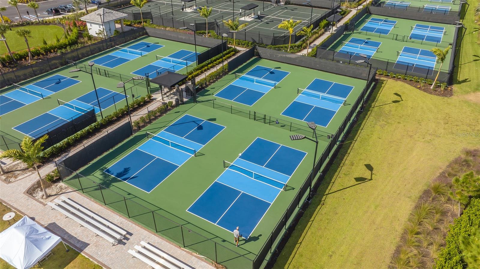 Image 71 of 100 For 15410 Derna Terrace