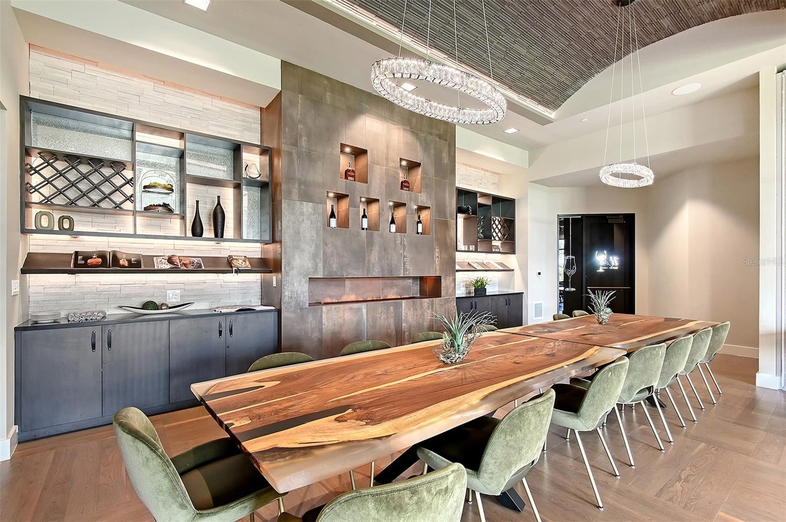 Image 92 of 100 For 15410 Derna Terrace