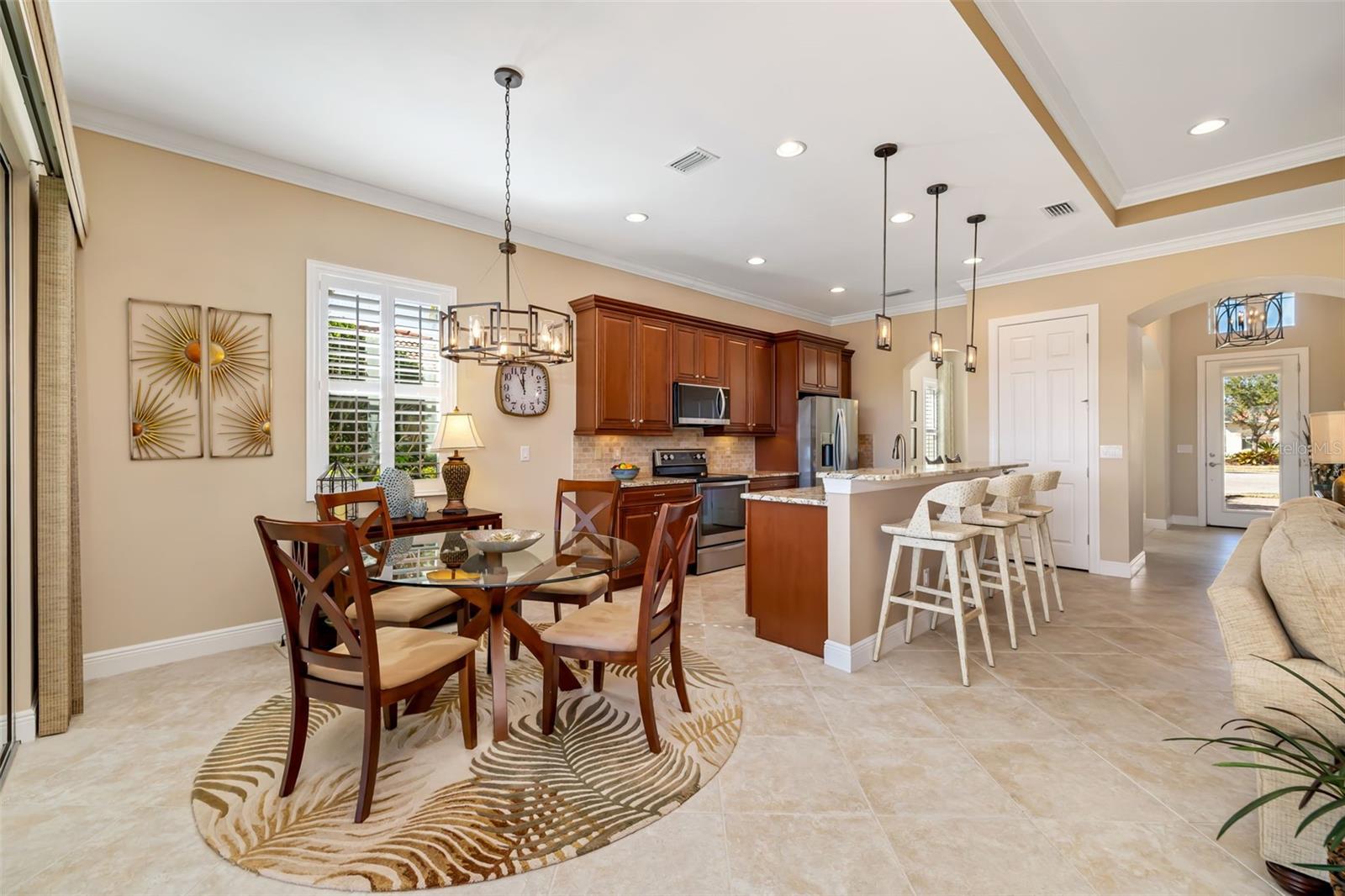 Image 15 of 70 For 143 Avalini Way