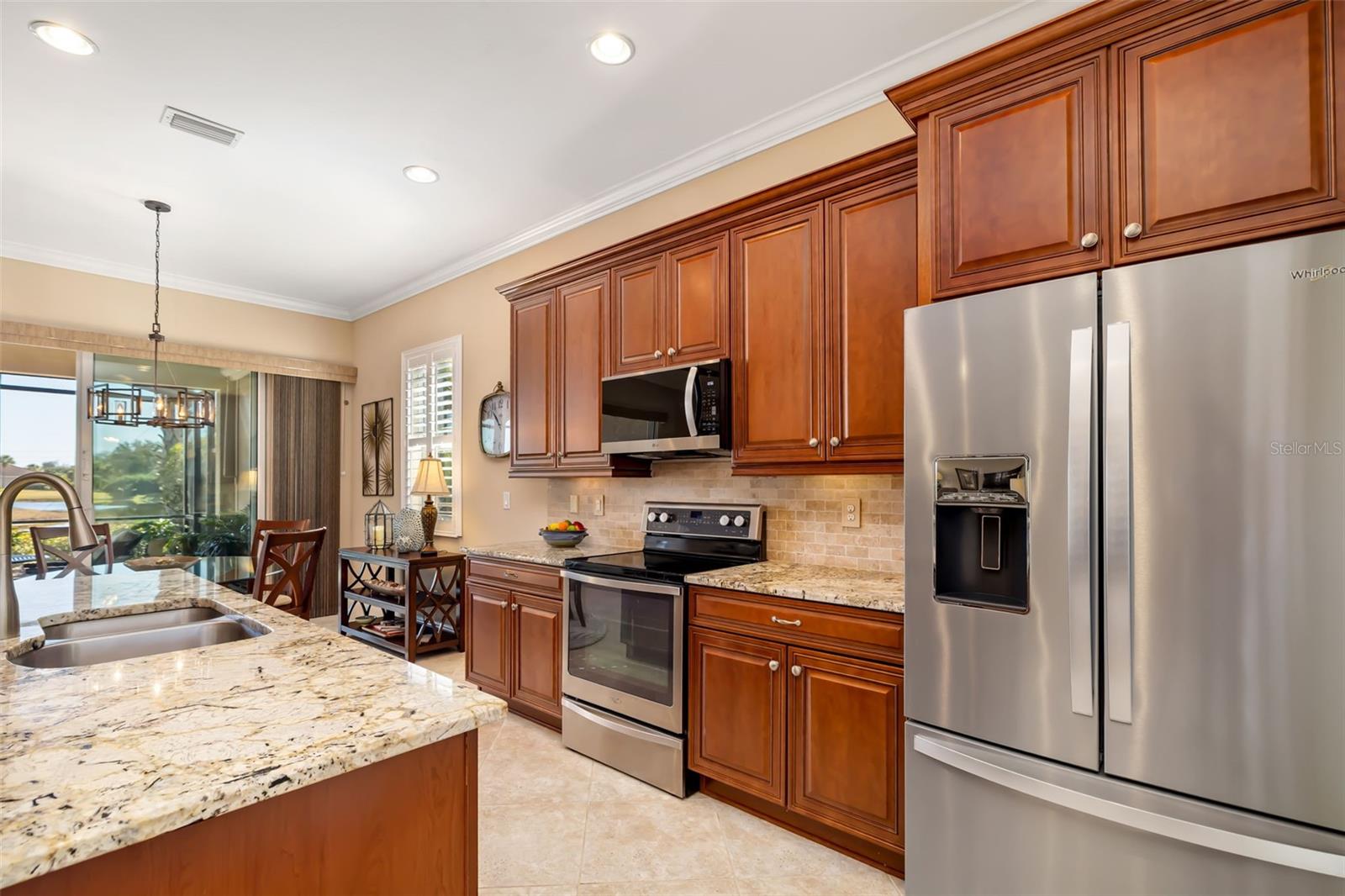 Image 17 of 70 For 143 Avalini Way