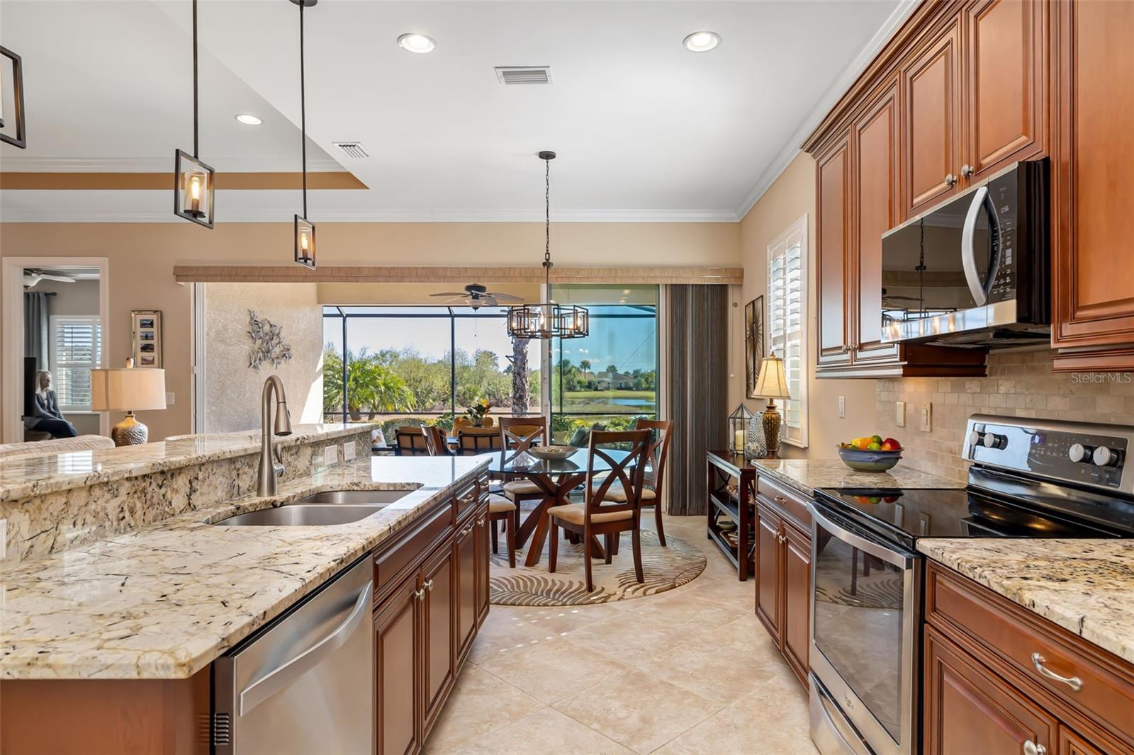 Image 18 of 70 For 143 Avalini Way