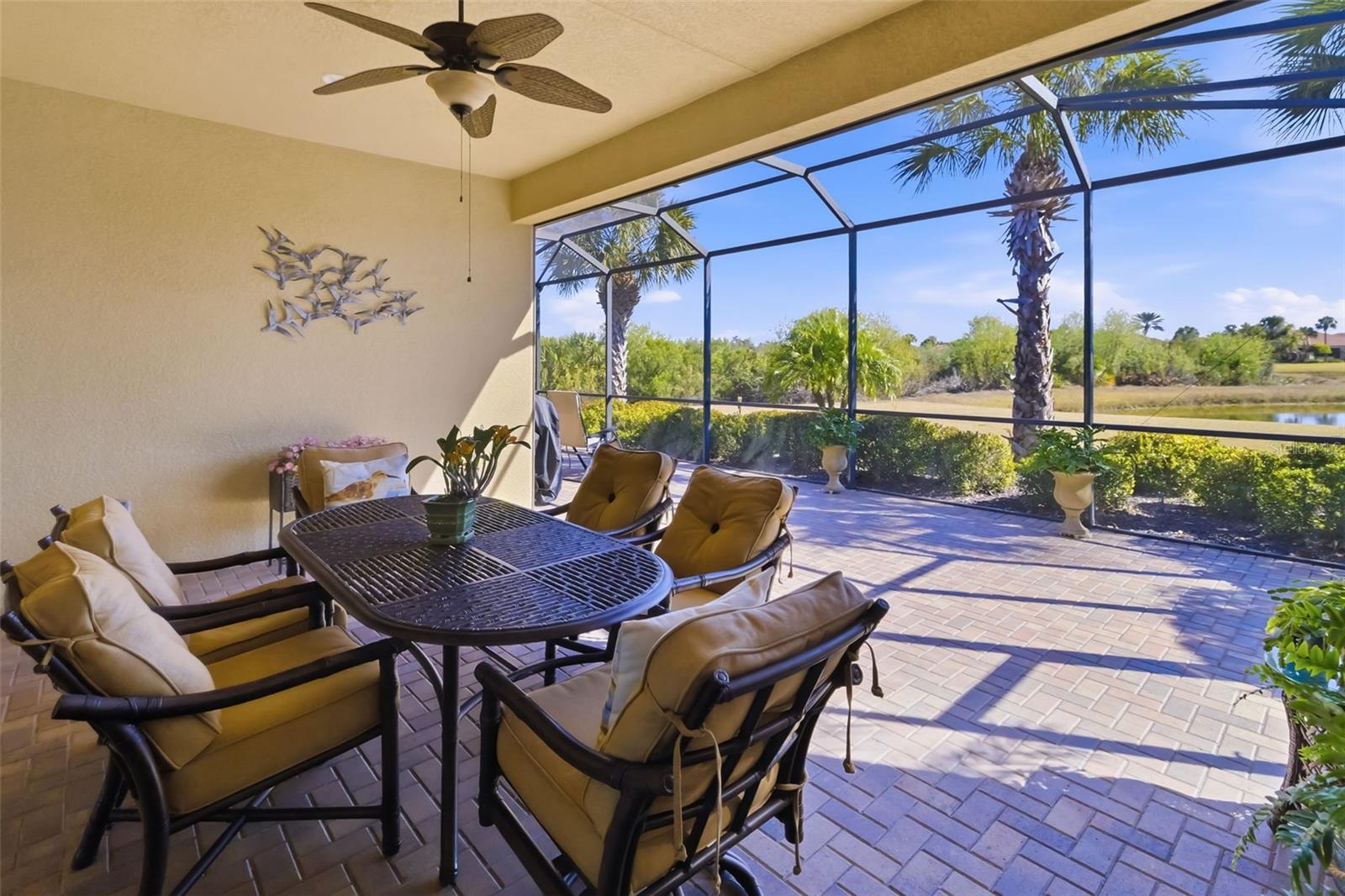 Image 42 of 70 For 143 Avalini Way