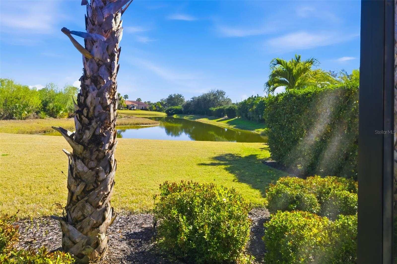 Image 44 of 70 For 143 Avalini Way