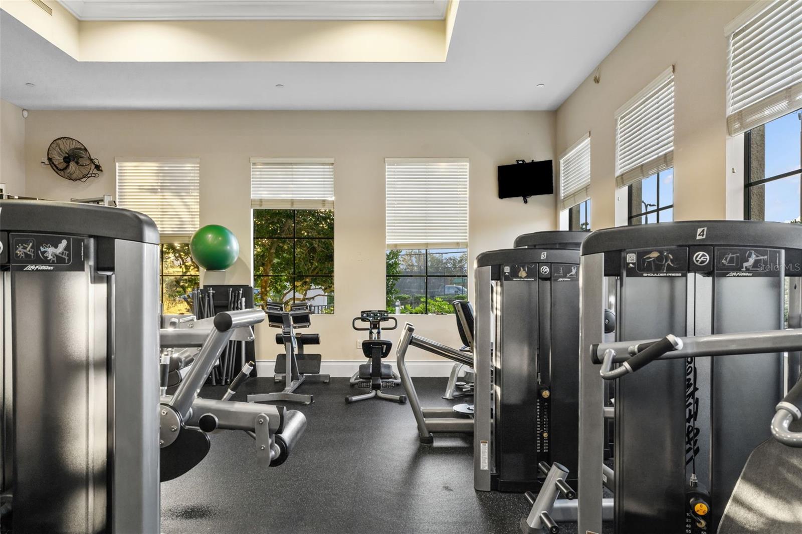 Image 64 of 70 For 143 Avalini Way