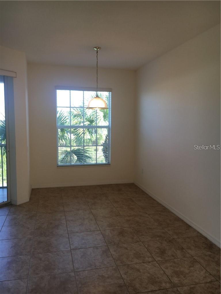 Image 7 of 19 For 4480 Streamside Court 1505