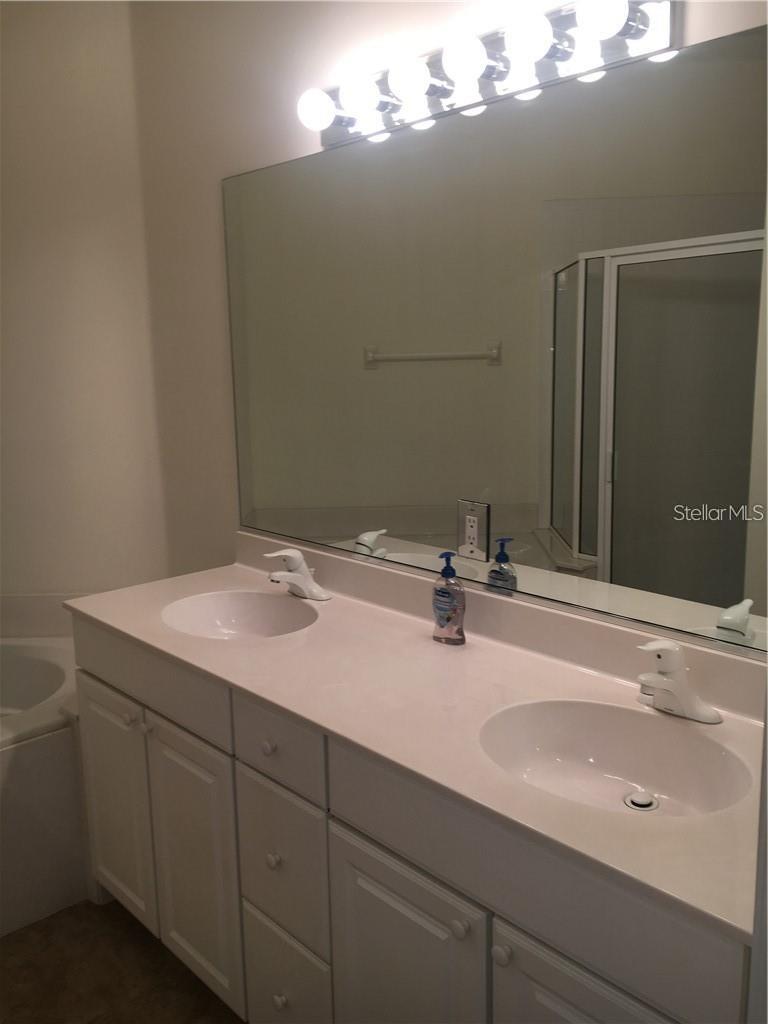 Image 9 of 19 For 4480 Streamside Court 1505