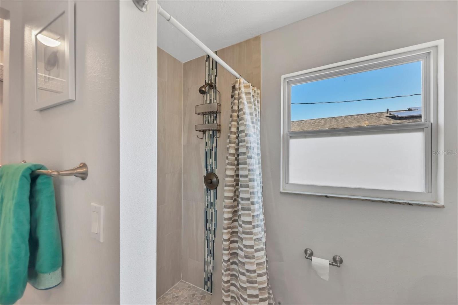 Image 25 of 43 For 3425 Fairview Drive