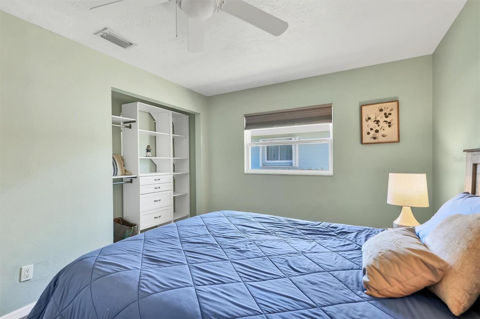 Image 30 of 43 For 3425 Fairview Drive