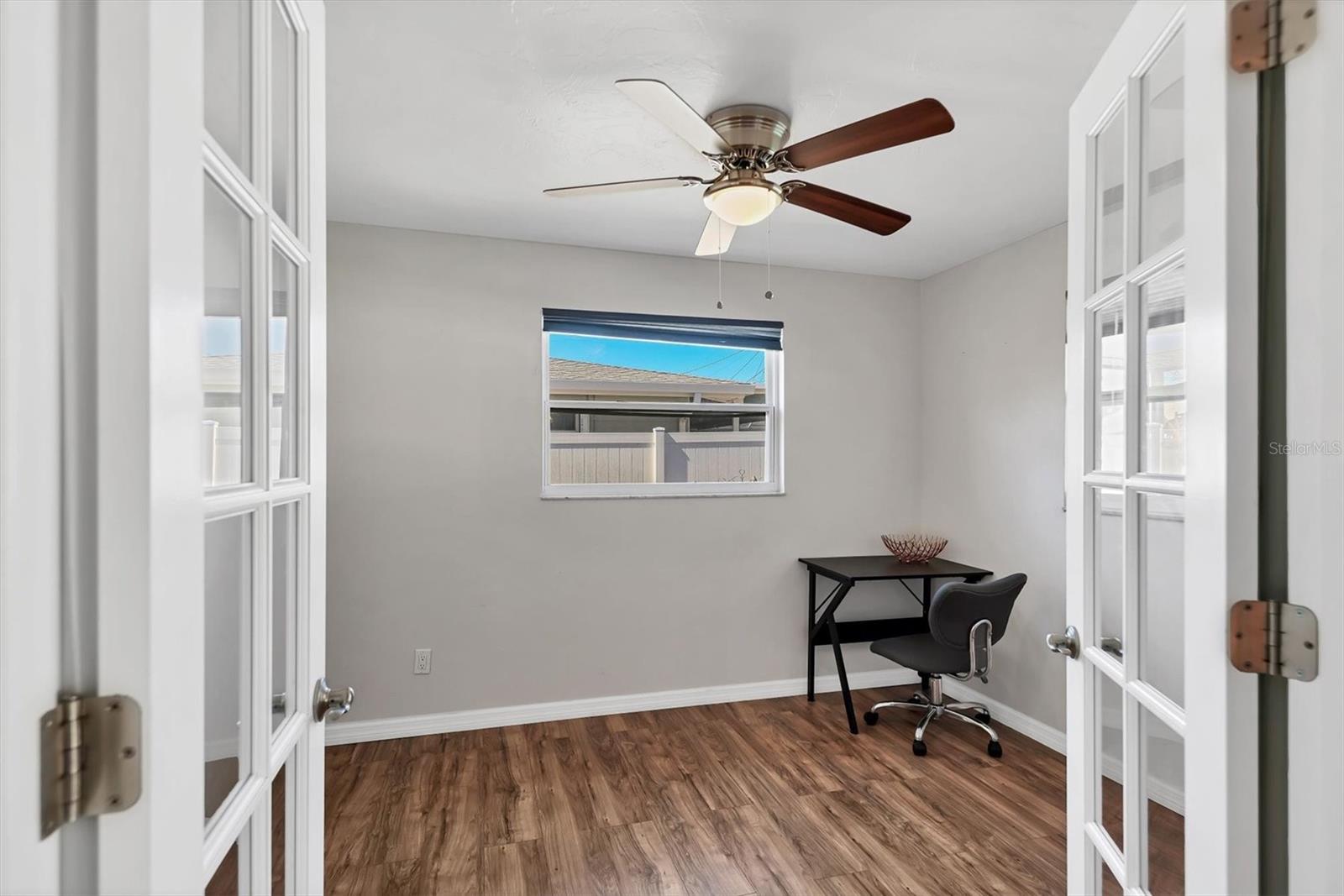 Image 32 of 43 For 3425 Fairview Drive