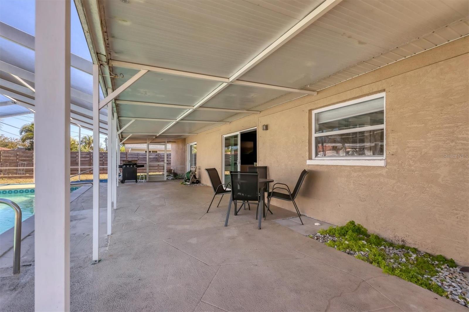 Image 37 of 43 For 3425 Fairview Drive