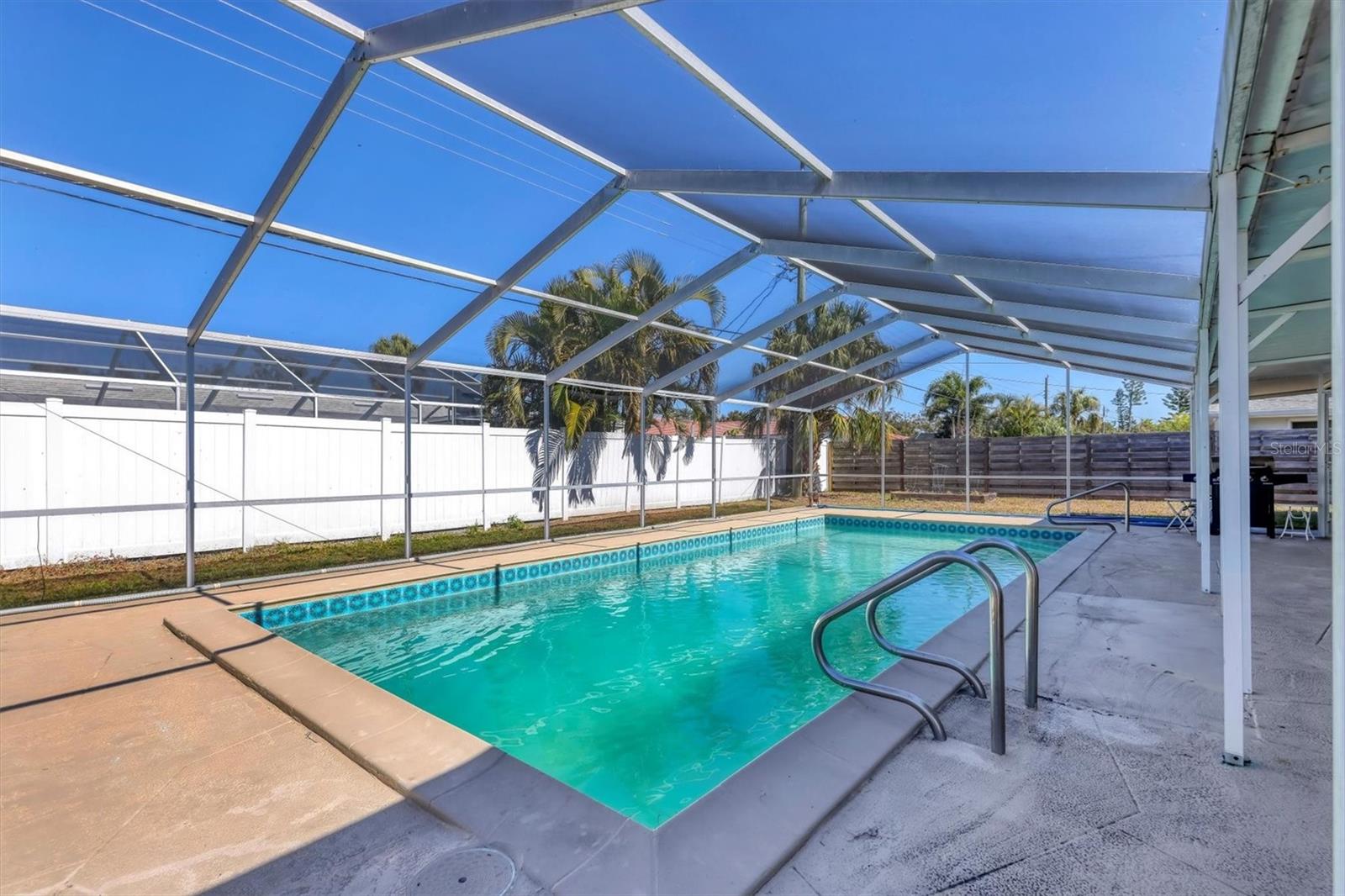 Image 38 of 43 For 3425 Fairview Drive