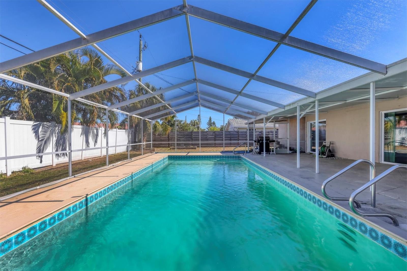 Image 39 of 43 For 3425 Fairview Drive