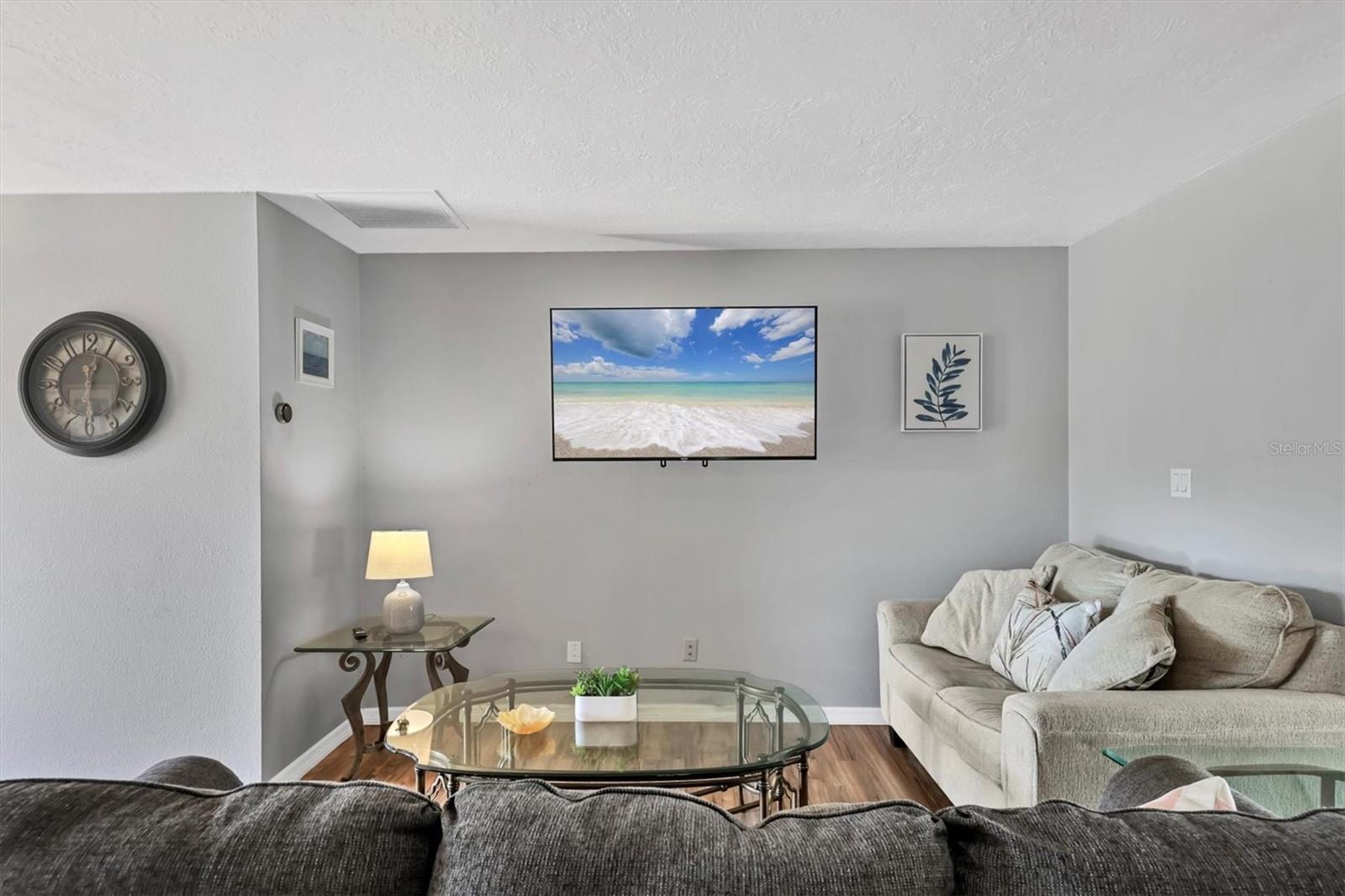 Image 5 of 43 For 3425 Fairview Drive