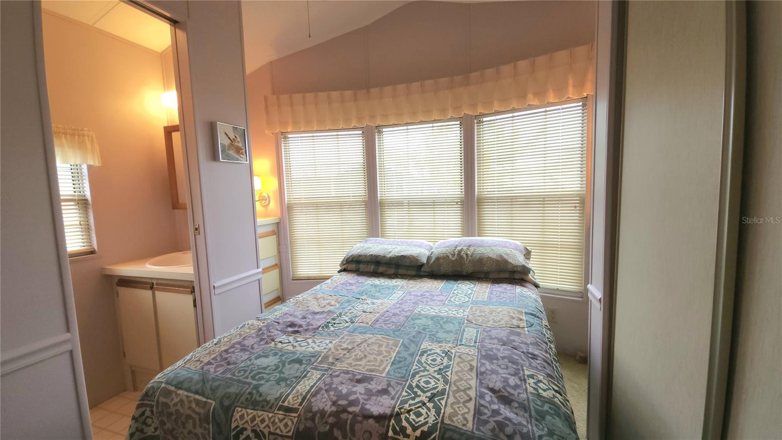 Image 22 of 46 For 3333 26th Avenue E 1202