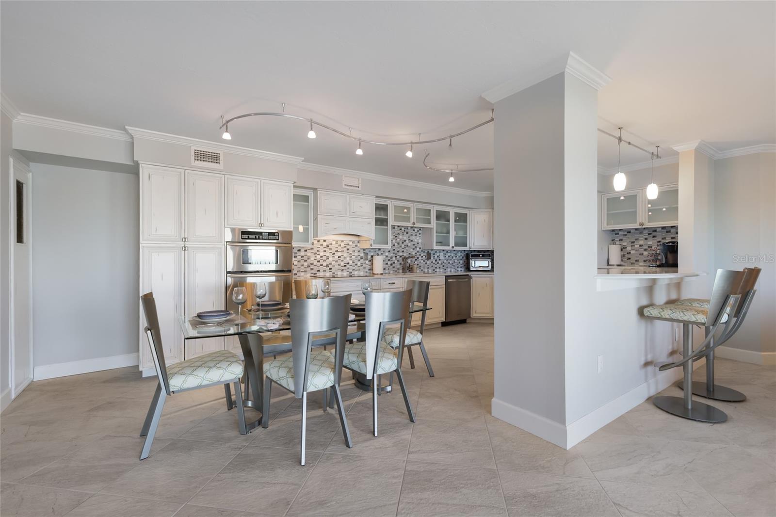 Image 7 of 31 For 101 Benjamin Franklin Drive 66