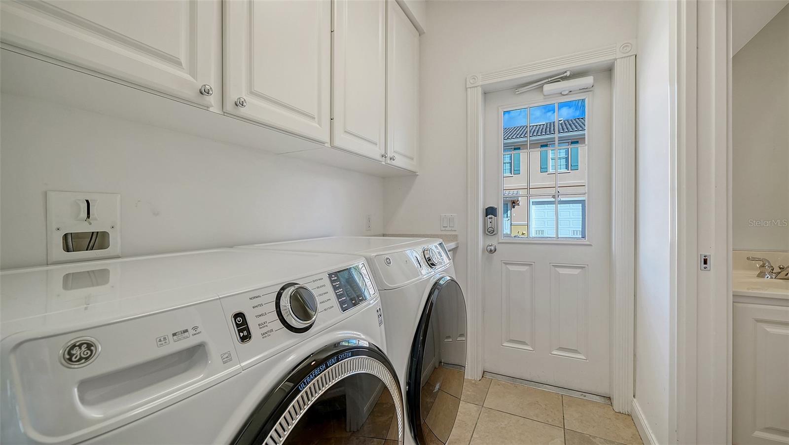 Image 15 of 44 For 5970 Giardino Lane