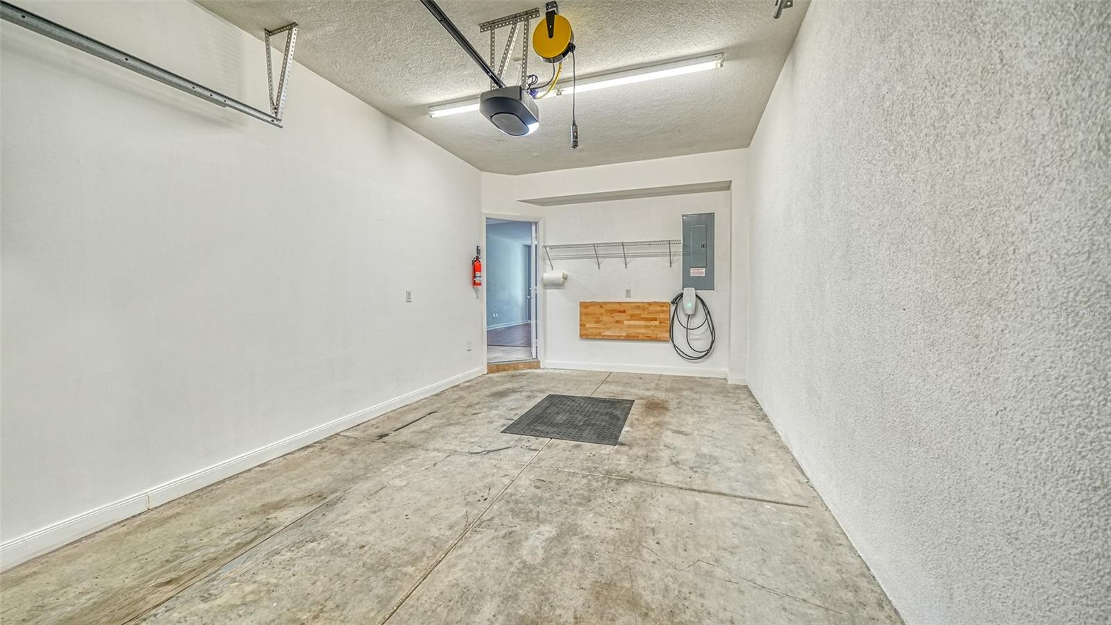 Image 17 of 44 For 5970 Giardino Lane