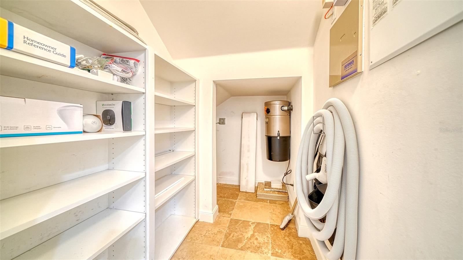 Image 18 of 44 For 5970 Giardino Lane