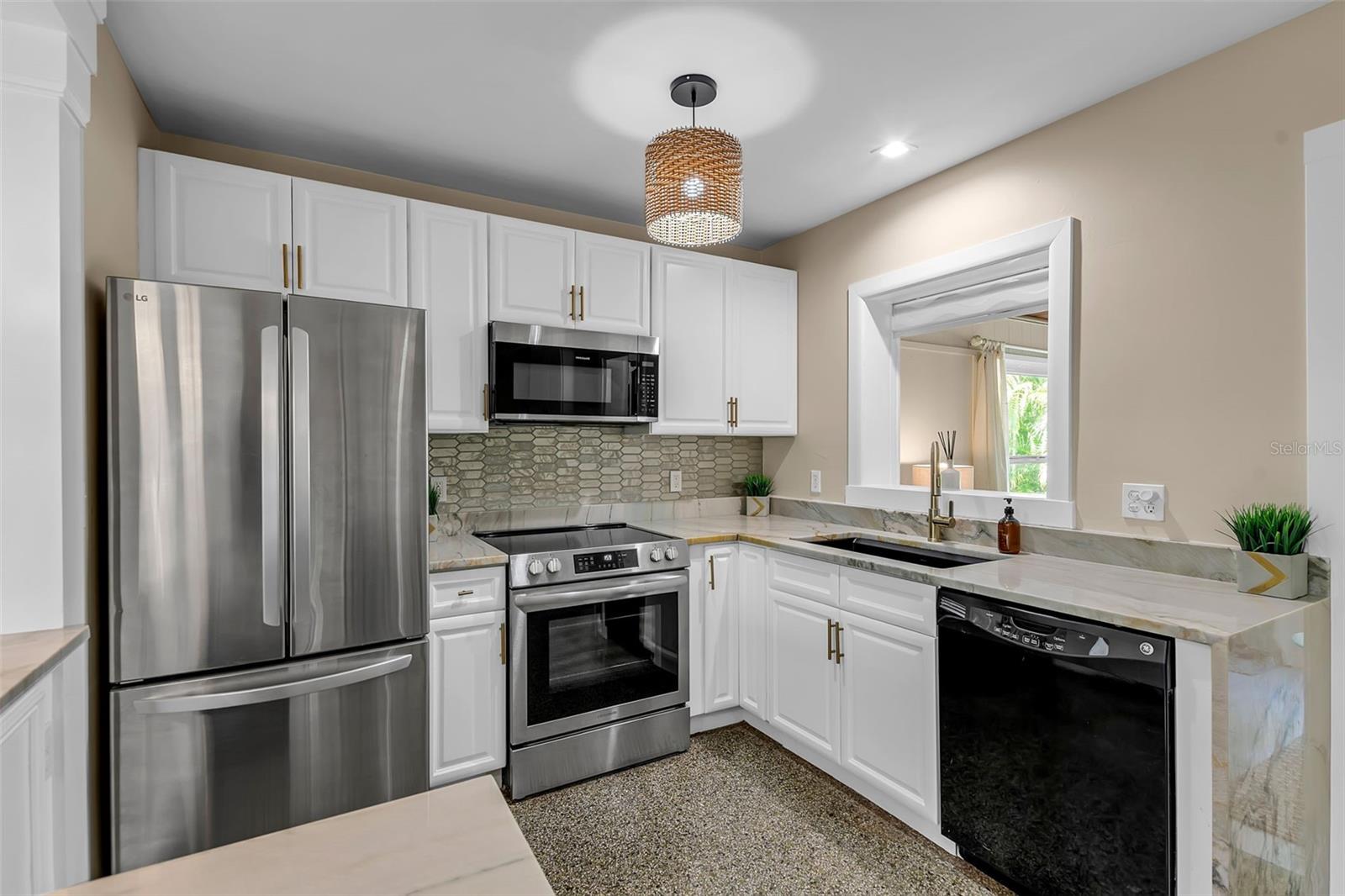 Image 10 of 46 For 510 Osprey Avenue