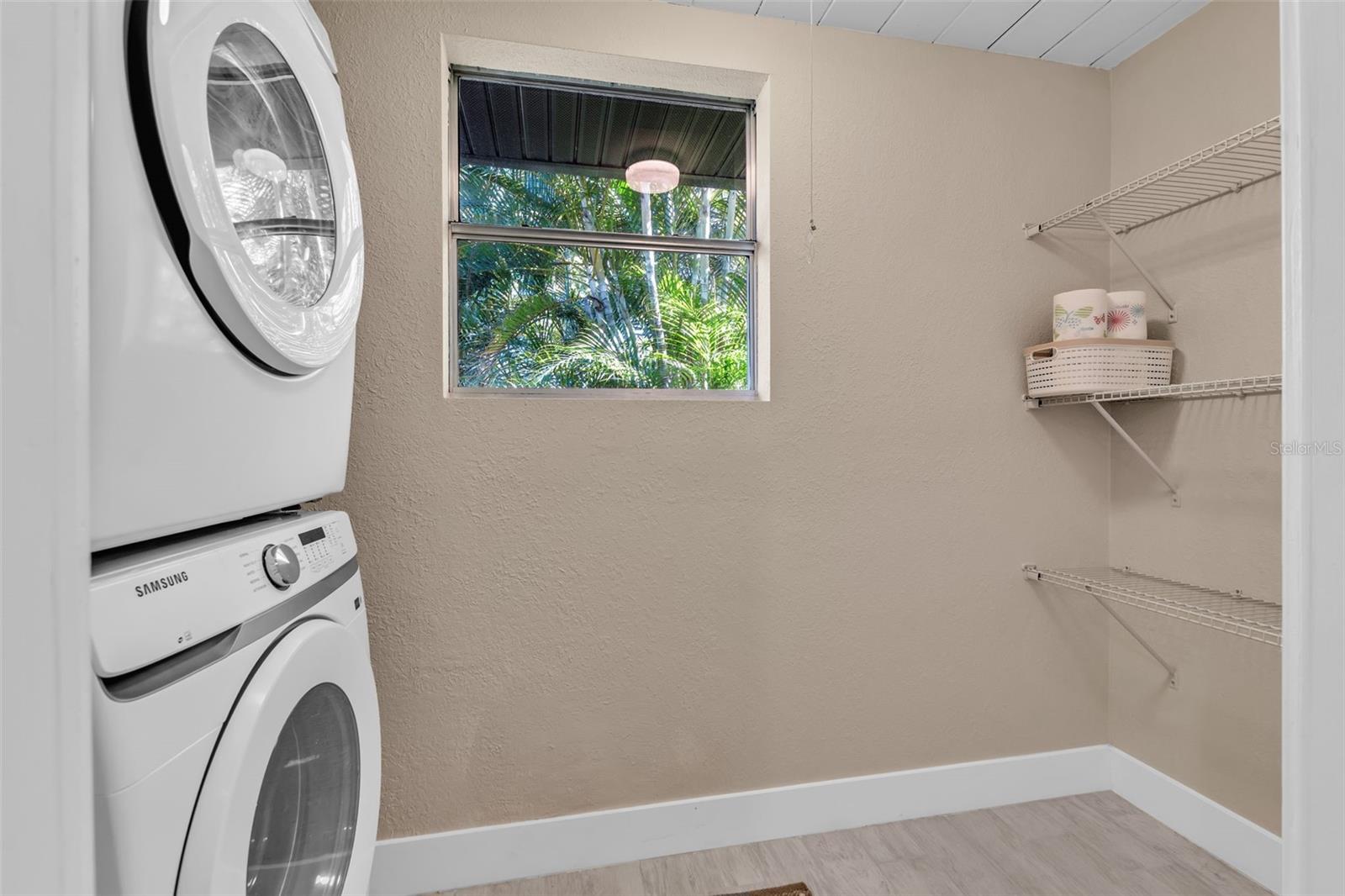 Image 26 of 46 For 510 Osprey Avenue