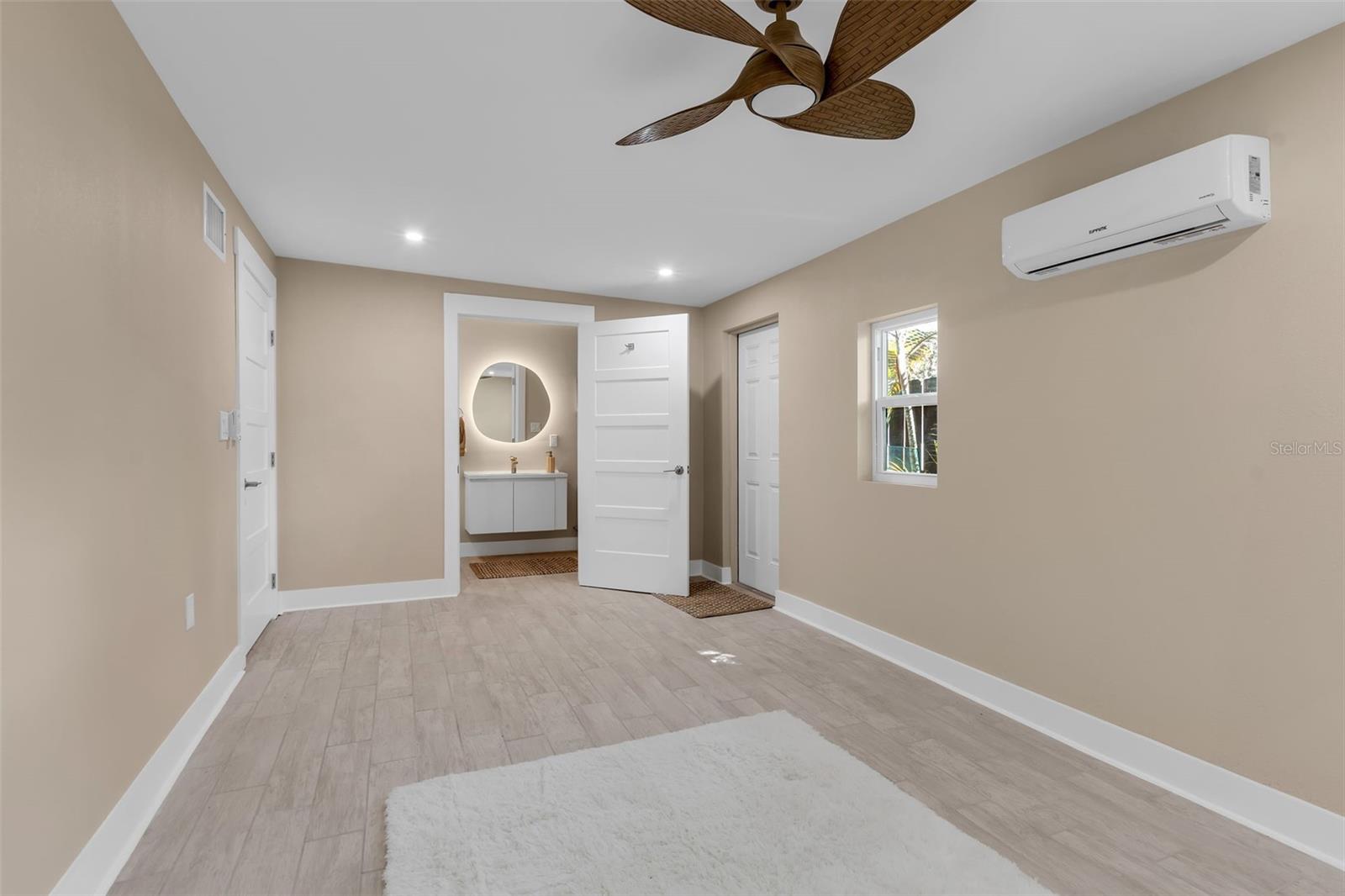 Image 28 of 46 For 510 Osprey Avenue