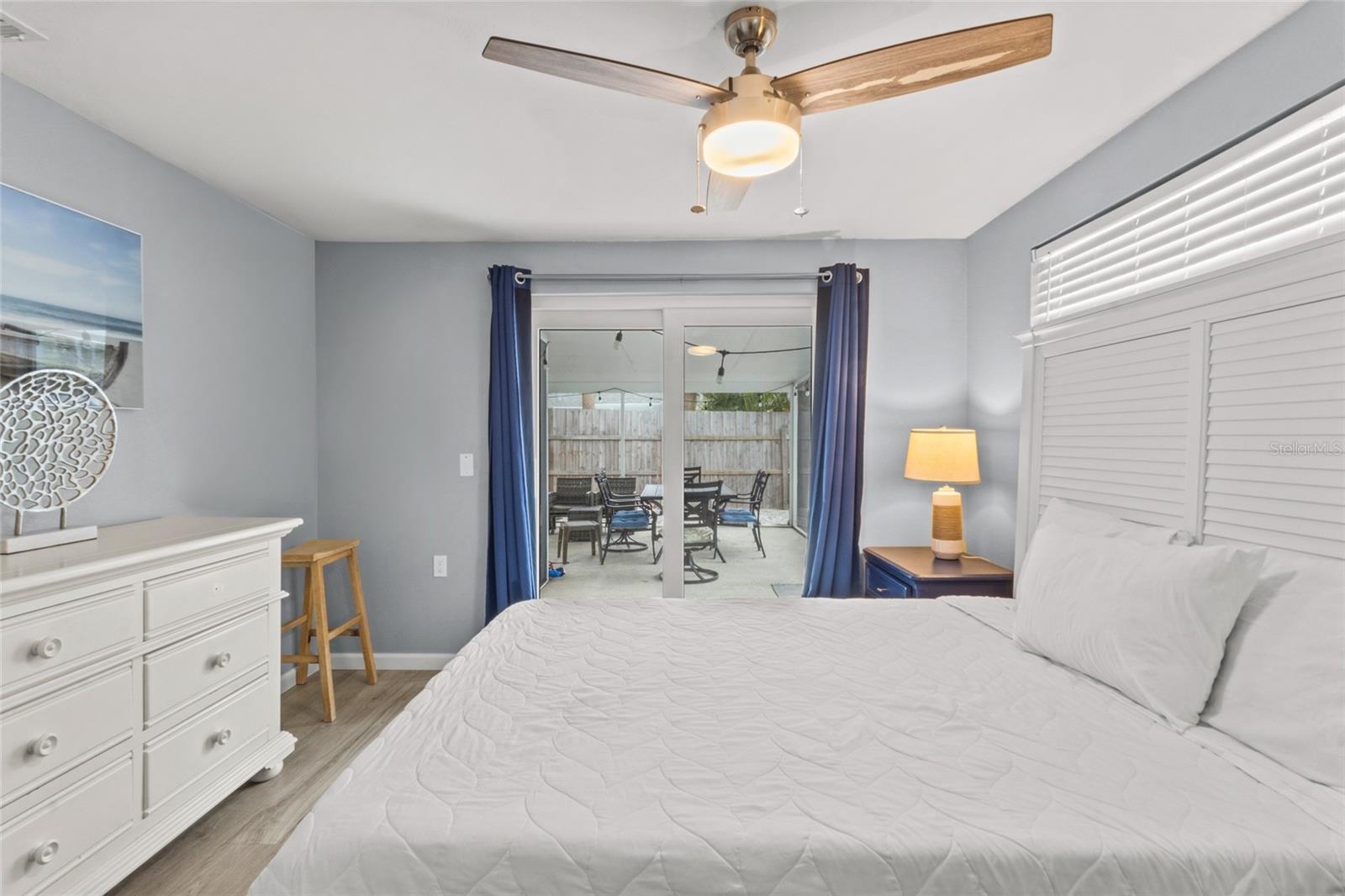 Image 12 of 43 For 690 Fox Street