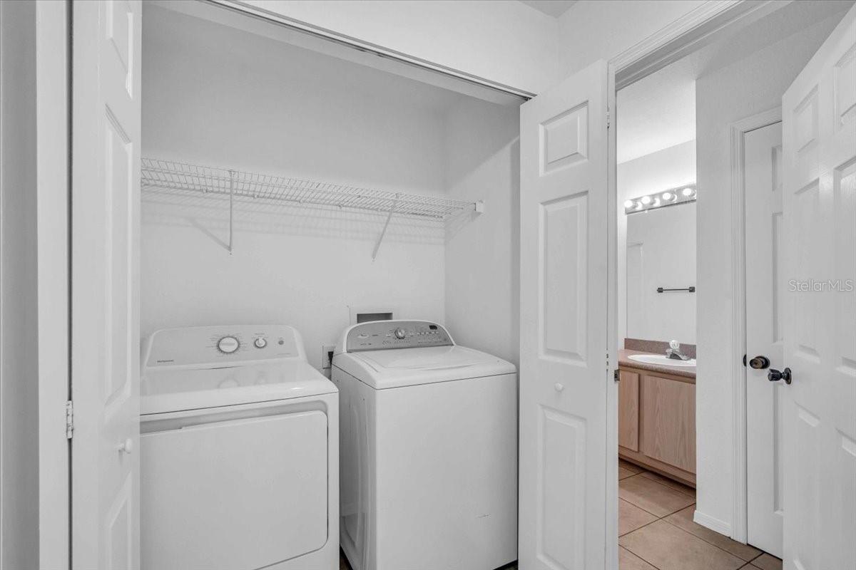 Image 21 of 26 For 7405 Vista Way 202