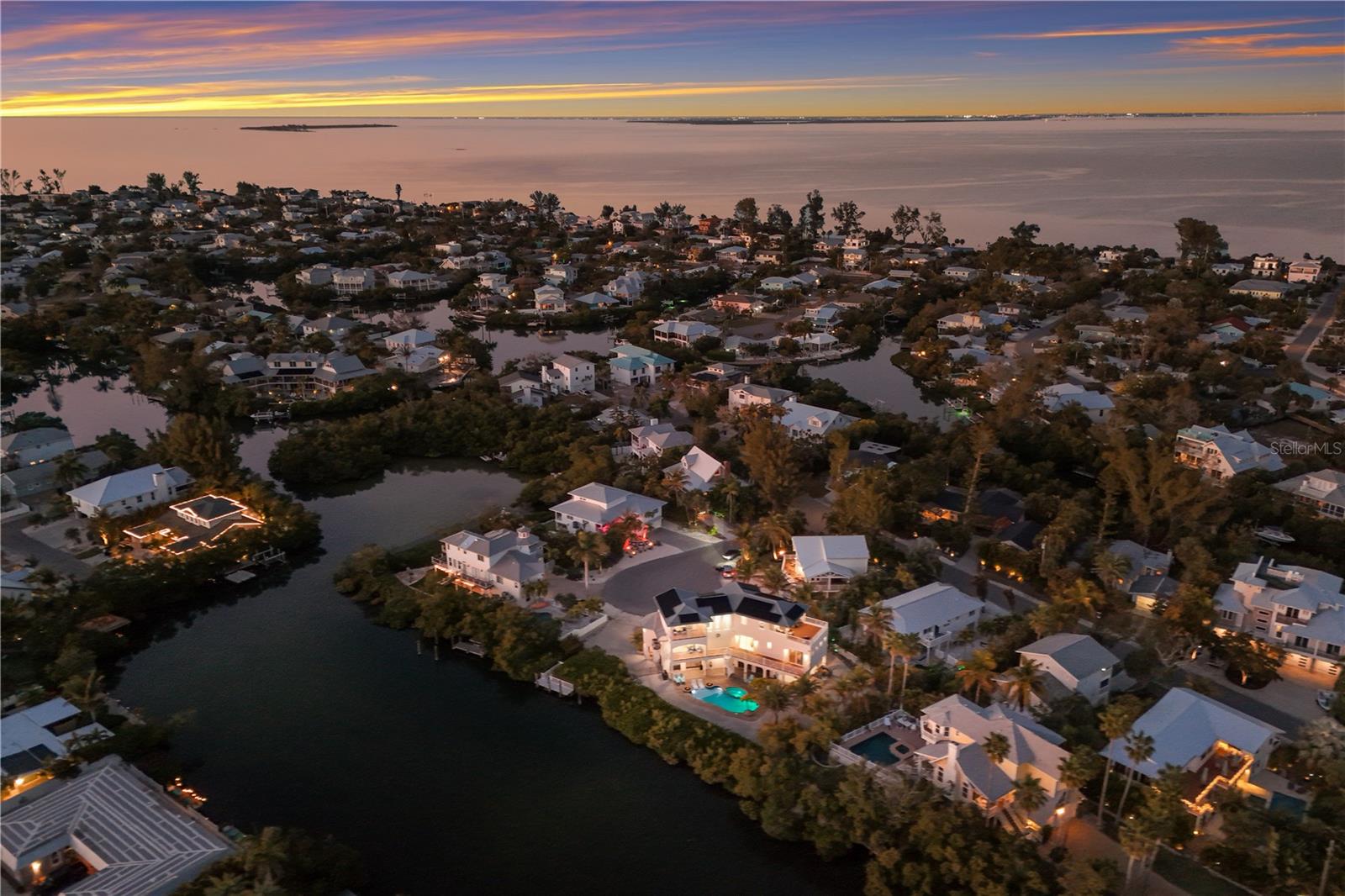 Image 77 of 86 For 313 Hammock Circle