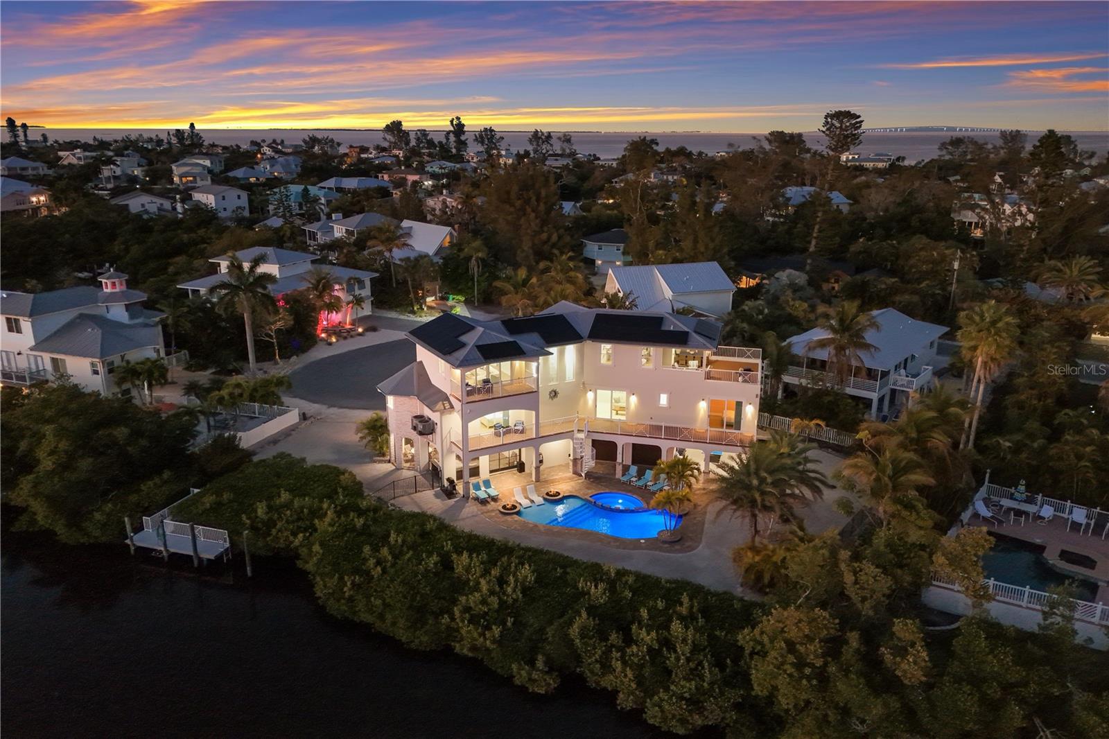 Image 83 of 86 For 313 Hammock Circle