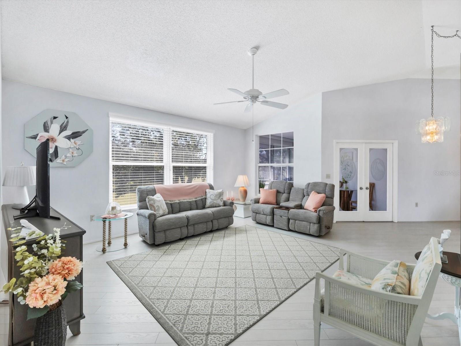 Image 12 of 69 For 4050 Pinebrook Circle 9