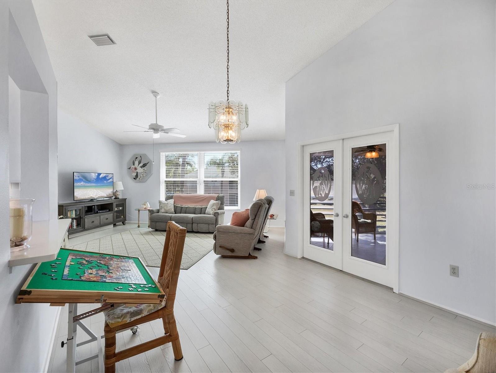 Image 18 of 69 For 4050 Pinebrook Circle 9