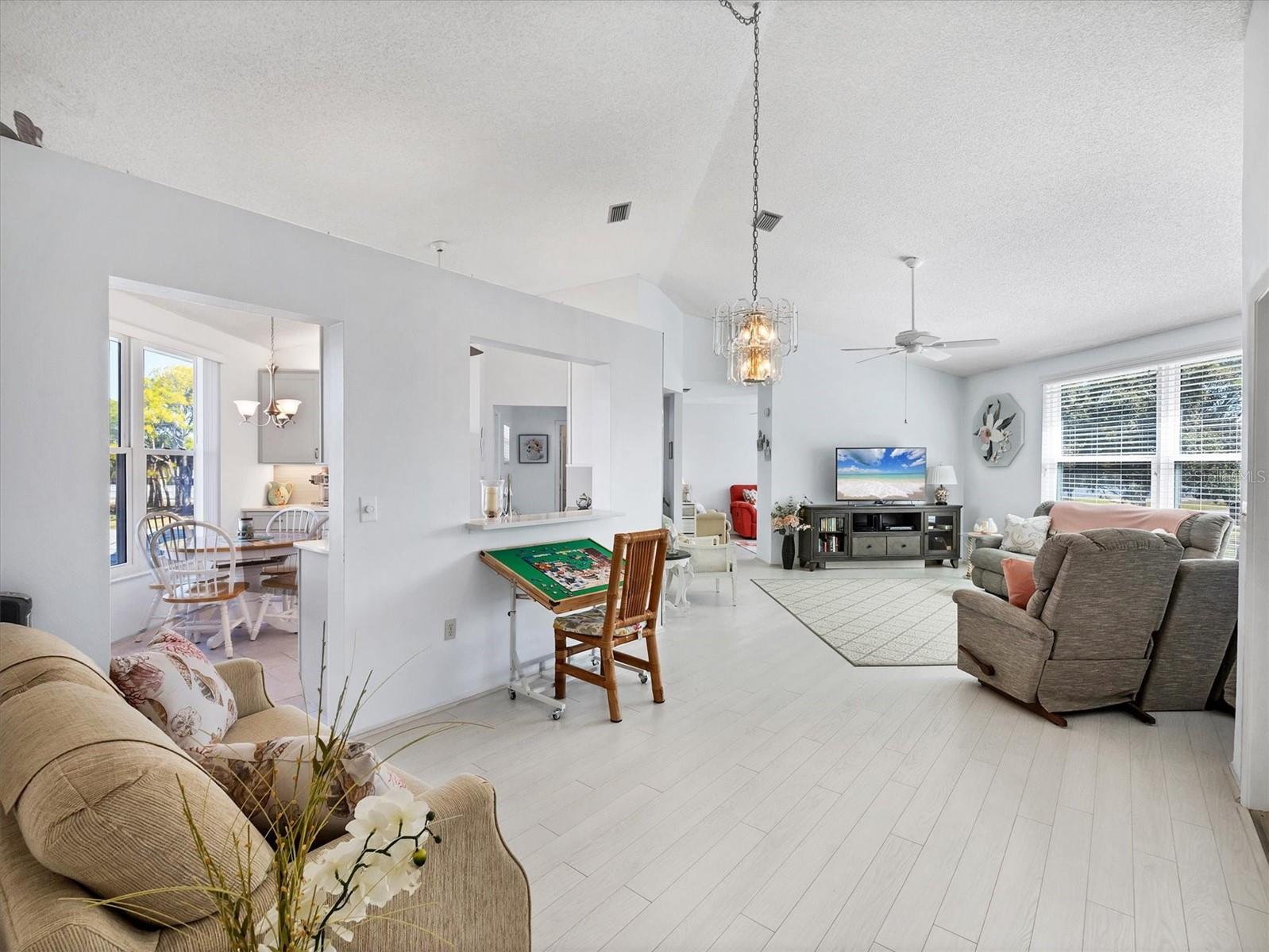 Image 19 of 69 For 4050 Pinebrook Circle 9