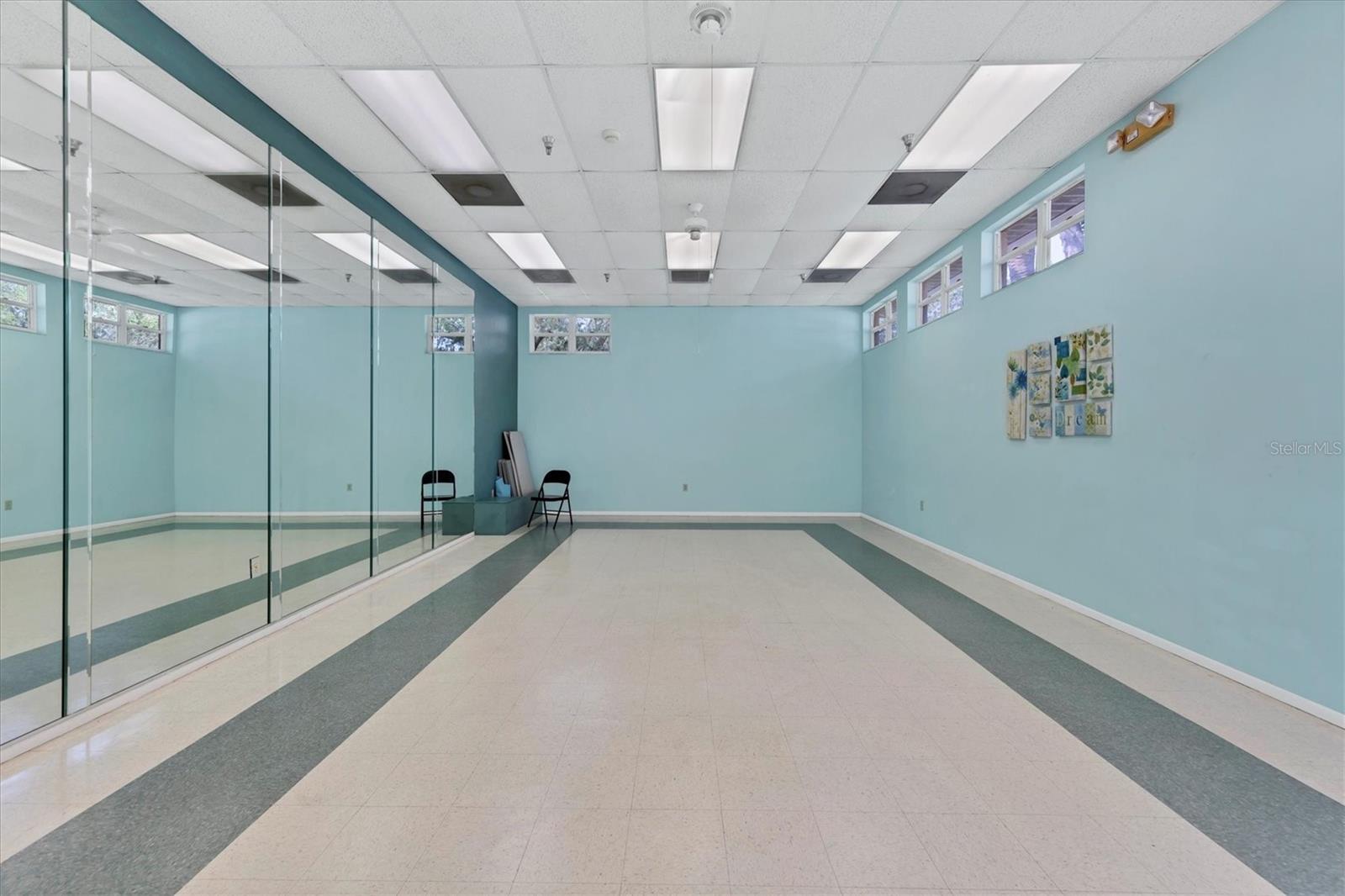 Image 63 of 69 For 4050 Pinebrook Circle 9